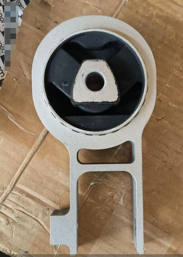 Applicable to Fiat 500L 0.9 Natural Power engine rear bracket OE51944912 OE51944912 OE51958779 from 2018 to 2024